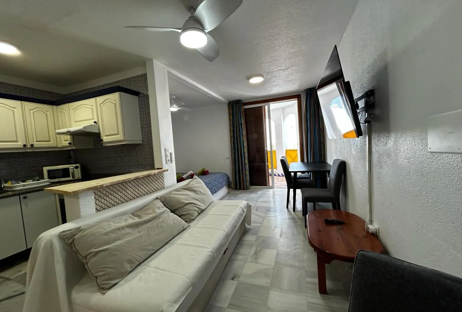 Апартаменты Ocean View Fantastic Pools 100 Mt To Beach Арона Испания